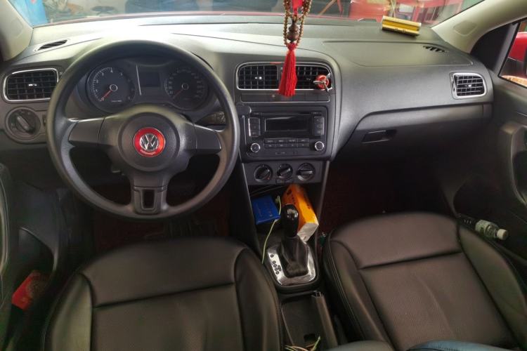 Used Volkswagen Polo 2011 1.4L Automatic ZhiShang Version Center Console