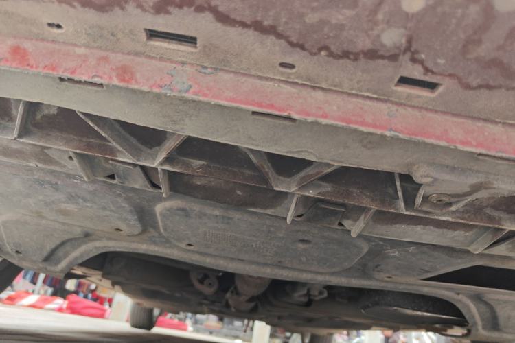 Used Volkswagen Polo 2011 1.6L Automatic ZhiShang Version Chassis Front