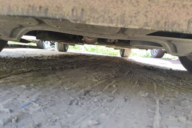 Used Volkswagen Polo 2011 1.6L Automatic ZhiKu Edition Chassis Front