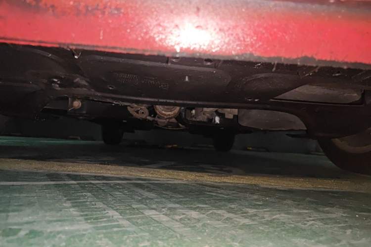 Used Volkswagen Polo 2011 1.6L Automatic ZhiShang Version Chassis Front