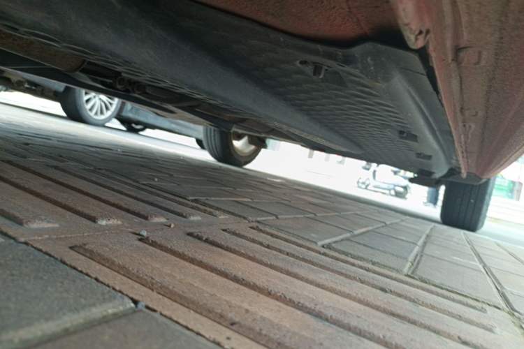 Used Volkswagen Polo 2011 1.6L Automatic ZhiShang Version Chassis Front Left