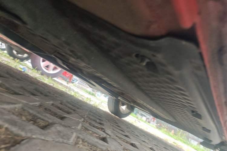 Used Volkswagen Polo 2011 1.4L Manual ZhiShang Edition Chassis Front Left