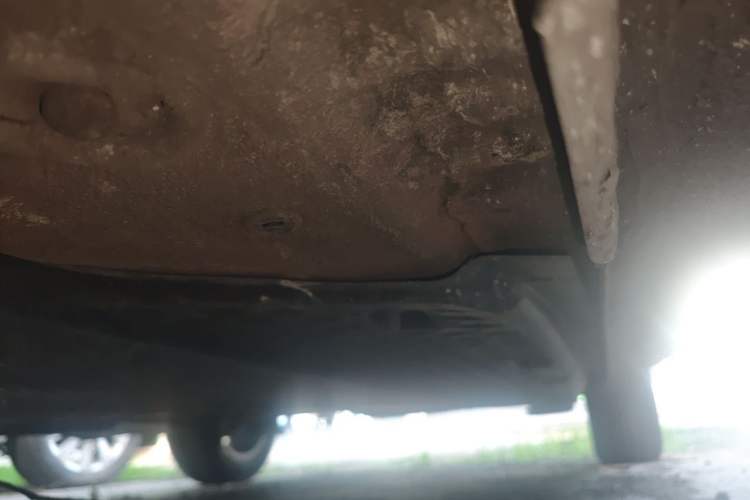 Used Volkswagen Polo 2011 1.6L Manual ZhiShang Edition Chassis Front Left