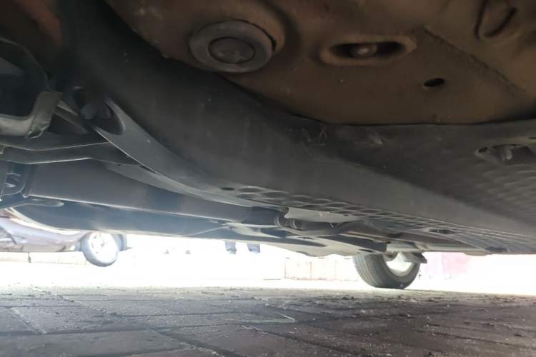Used Volkswagen Polo 2011 1.6L Automatic ZhiShang Version Chassis Front Left