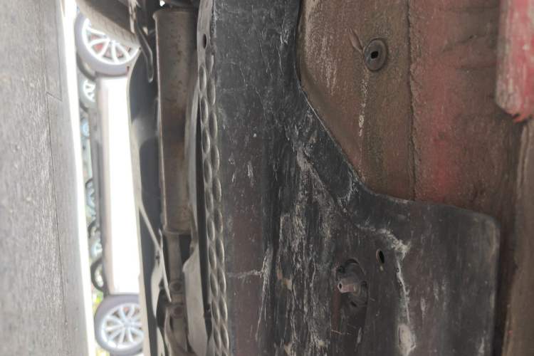 Used Volkswagen Polo 2011 1.4L Manual ZhiShang Edition Chassis Front Left