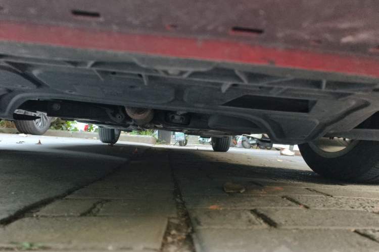 Used Volkswagen Polo 2011 1.6L Automatic ZhiShang Version Chassis Front