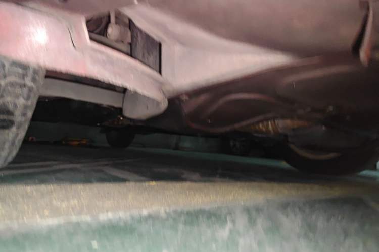 Used Volkswagen Polo 2011 1.6L Automatic ZhiShang Version Chassis Front Right