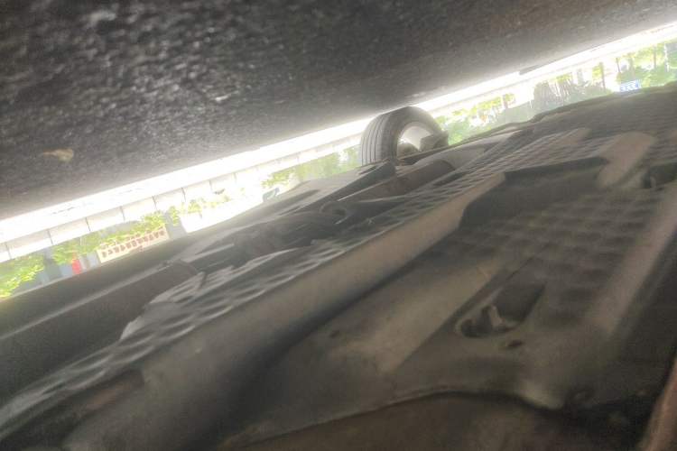 Used Volkswagen Polo 2011 1.4L Automatic ZhiShang Version Chassis Front Right