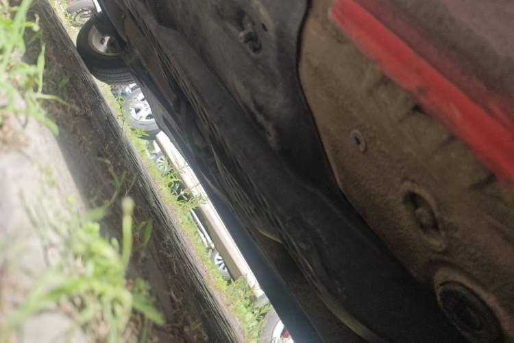 Used Volkswagen Polo 2011 1.4L Manual ZhiShang Edition Chassis Front Right