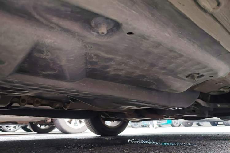 Used Volkswagen Polo 2011 1.6L Automatic ZhiKu Edition Chassis Front Right