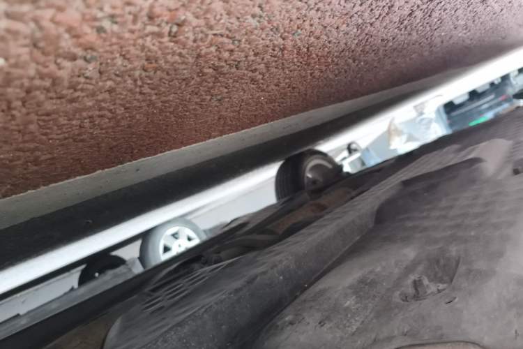 Used Volkswagen Polo 2011 1.6L Manual ZhiShang Edition Chassis Front Right