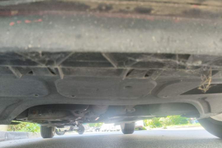 Used Volkswagen Polo 2011 1.6L Automatic ZhiShang Version Chassis Front