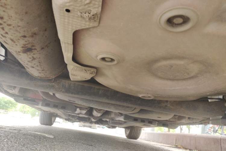 Used Volkswagen Polo 2011 1.6L Automatic ZhiKu Edition Chassis Rear