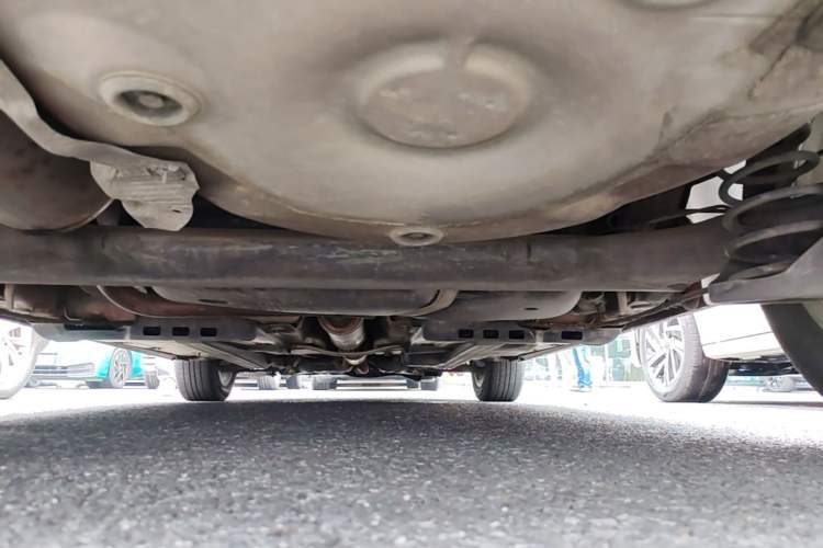 Used Volkswagen Polo 2011 1.6L Automatic ZhiKu Edition Chassis Rear