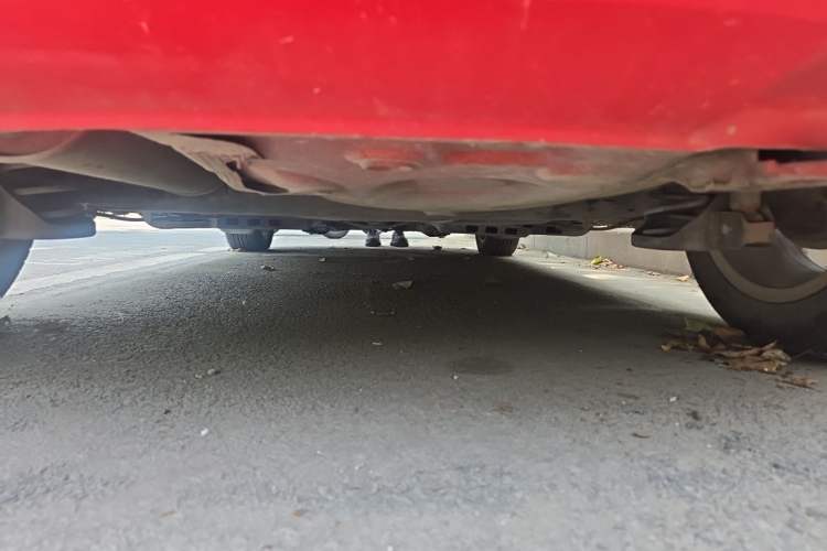 Used Volkswagen Polo 2011 1.6L Automatic ZhiShang Version Chassis Rear