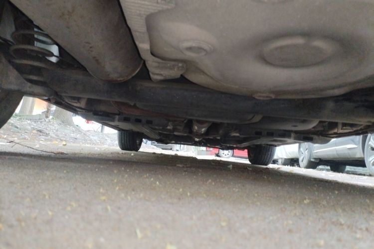 Used Volkswagen Polo 2011 1.6L Automatic ZhiShang Version Chassis Rear