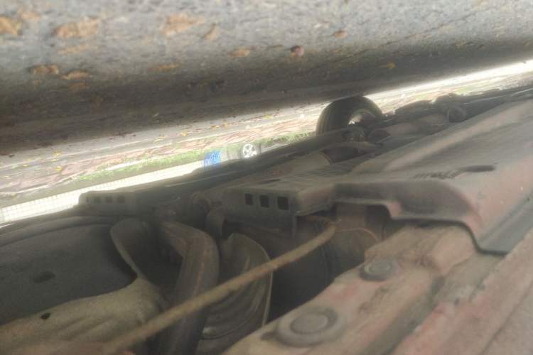 Used Volkswagen Polo 2011 1.4L Manual ZhiShang Edition Chassis Rear Left