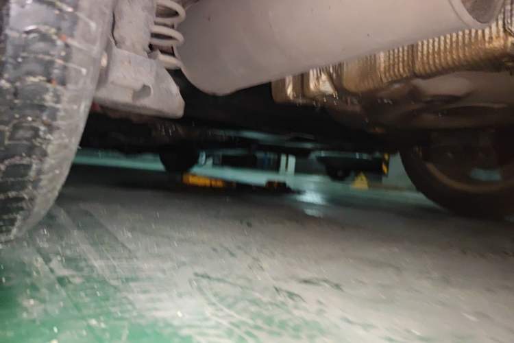 Used Volkswagen Polo 2011 1.6L Automatic ZhiShang Version Chassis Rear Left
