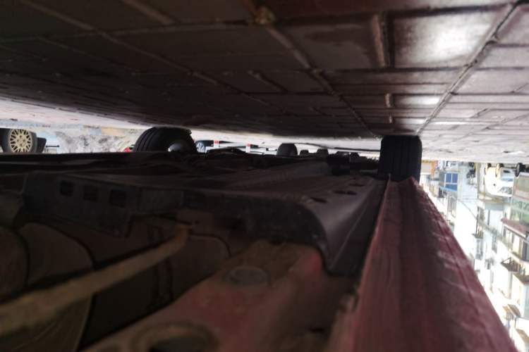Used Volkswagen Polo 2011 1.6L Manual ZhiShang Edition Chassis Rear Left