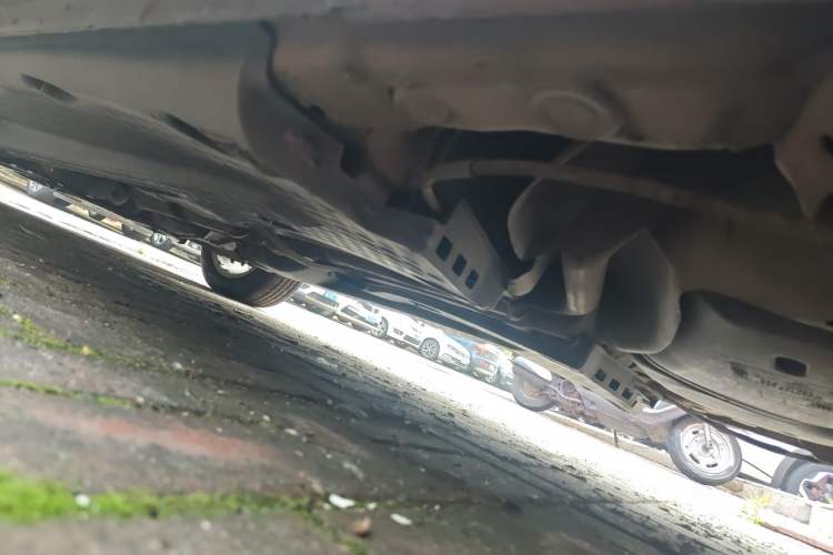 Used Volkswagen Polo 2011 1.6L Automatic ZhiShang Version Chassis Rear Left