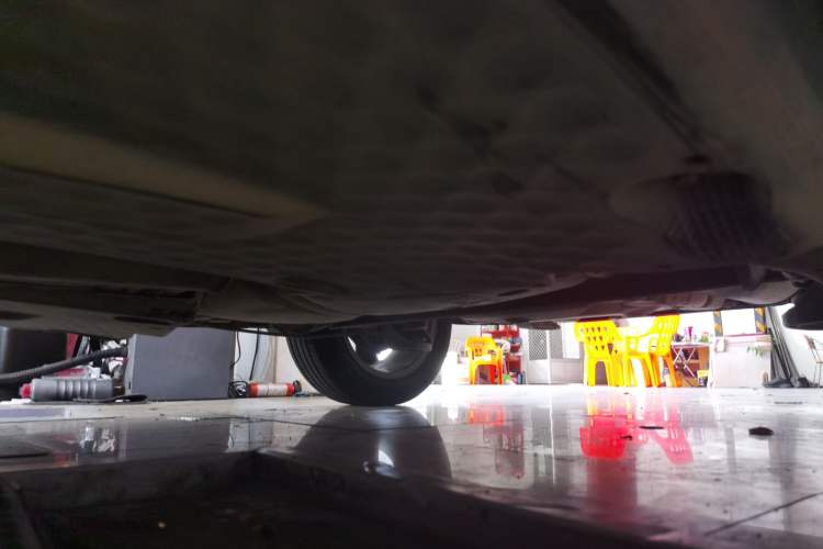 Used Volkswagen Polo 2011 1.4L Automatic ZhiShang Version Chassis Rear Left