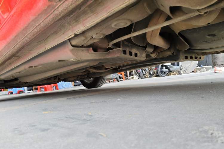 Used Volkswagen Polo 2011 1.4L Manual ZhiShang Edition Chassis Rear Left