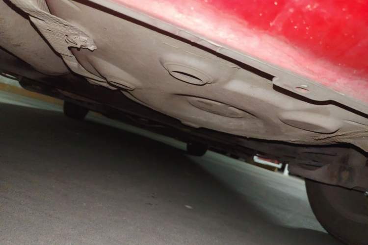 Used Volkswagen Polo 2011 1.6L Automatic ZhiShang Version Chassis Rear