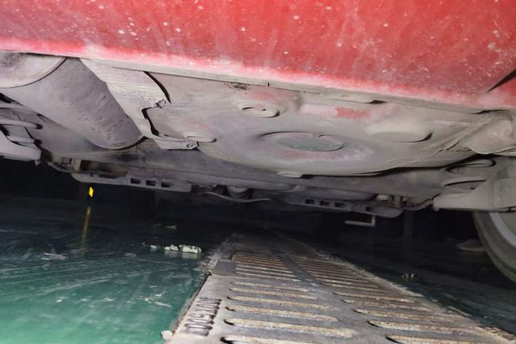 Used Volkswagen Polo 2011 1.6L Automatic ZhiShang Version Chassis Rear