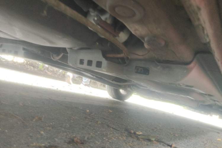 Used Volkswagen Polo 2011 1.4L Manual ZhiShang Edition Chassis Rear Right