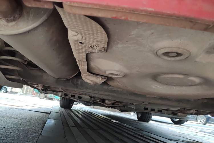 Used Volkswagen Polo 2011 1.6L Automatic ZhiShang Version Chassis Rear