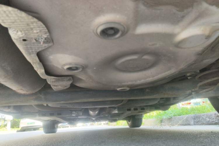 Used Volkswagen Polo 2011 1.6L Automatic ZhiShang Version Chassis Rear
