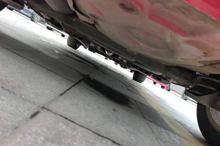 Used Volkswagen Polo 2011 1.6L Automatic ZhiShang Version Chassis Rear