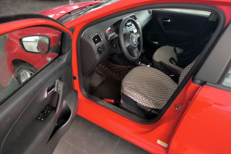 Used Volkswagen Polo 2011 1.4L Automatic ZhiShang Version Driver Seat