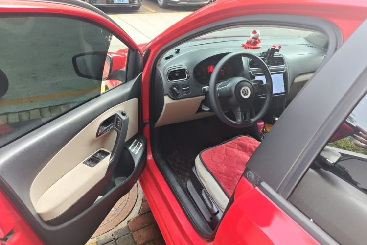 Used Volkswagen Polo 2011 1.6L Automatic ZhiShang Version Driver Seat