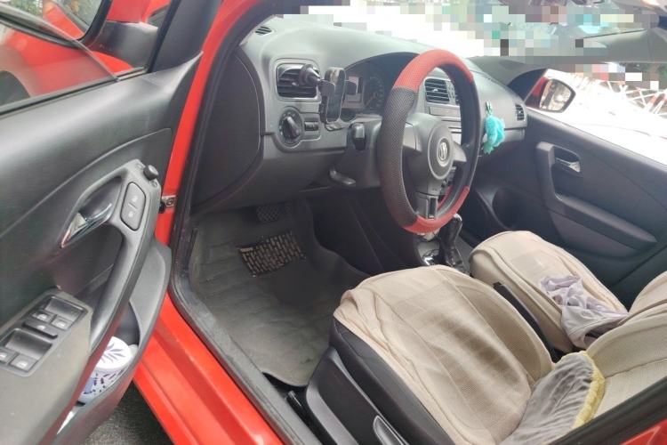 Used Volkswagen Polo 2011 1.6L Automatic ZhiShang Version Driver Seat