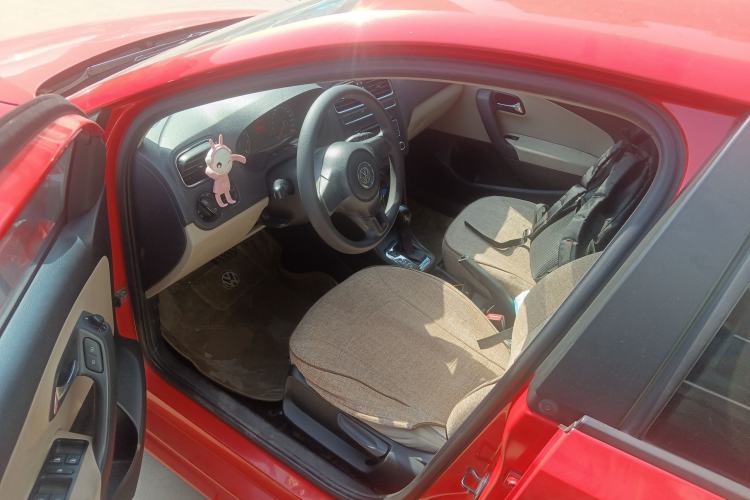 Used Volkswagen Polo 2011 1.4L Automatic ZhiShang Version Driver Seat
