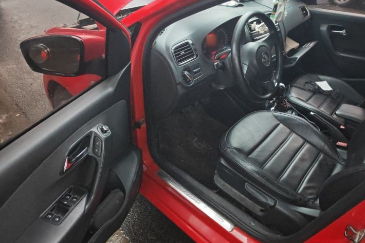 Used Volkswagen Polo 2011 1.4L Automatic ZhiCool Edition Driver Seat