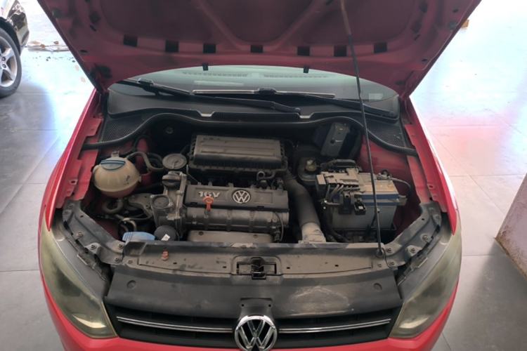 Used Volkswagen Polo 2011 1.4L Automatic ZhiShang Version Engine Bay