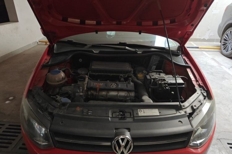 Used Volkswagen Polo 2011 1.4L Automatic ZhiCool Edition Engine Bay