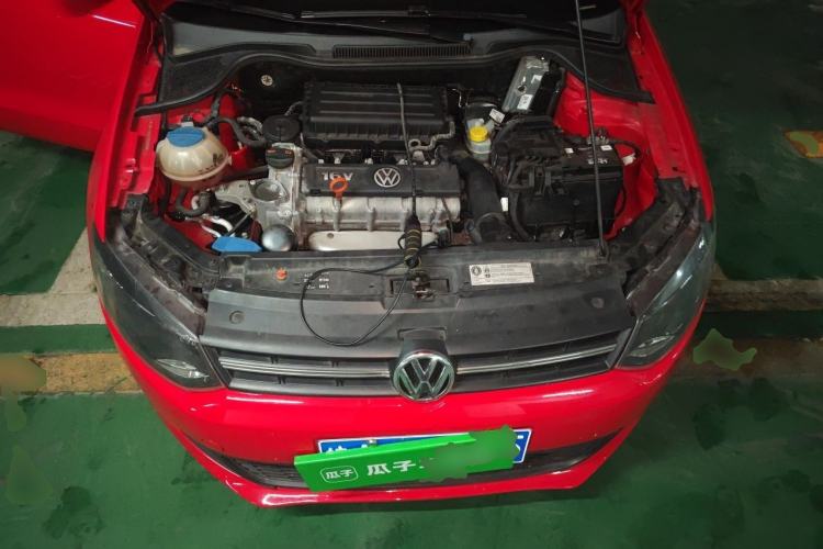 Used Volkswagen Polo 2011 1.6L Automatic ZhiShang Version Engine Bay