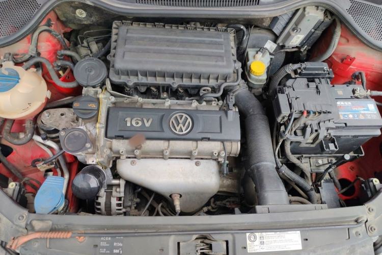 Used Volkswagen Polo 2011 1.6L Automatic ZhiShang Version Engine Bay