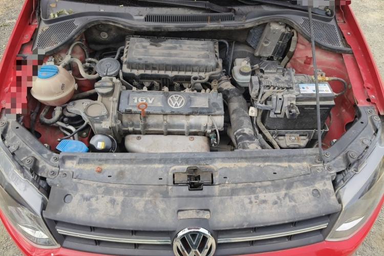 Used Volkswagen Polo 2011 1.4L Manual ZhiLe Edition Engine Bay