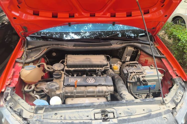 Used Volkswagen Polo 2011 1.4L Automatic ZhiShang Version Engine Bay