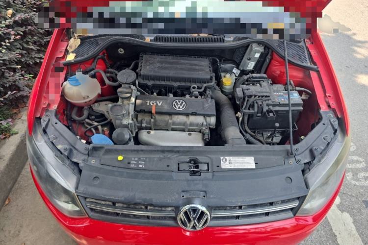 Used Volkswagen Polo 2011 1.6L Automatic ZhiShang Version Engine Bay
