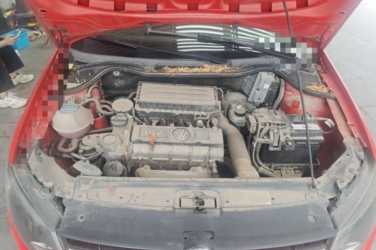 Used Volkswagen Polo 2011 1.4L Manual ZhiLe Edition Engine Bay