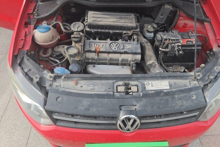 Used Volkswagen Polo 2011 1.4L Manual ZhiShang Edition Engine Bay