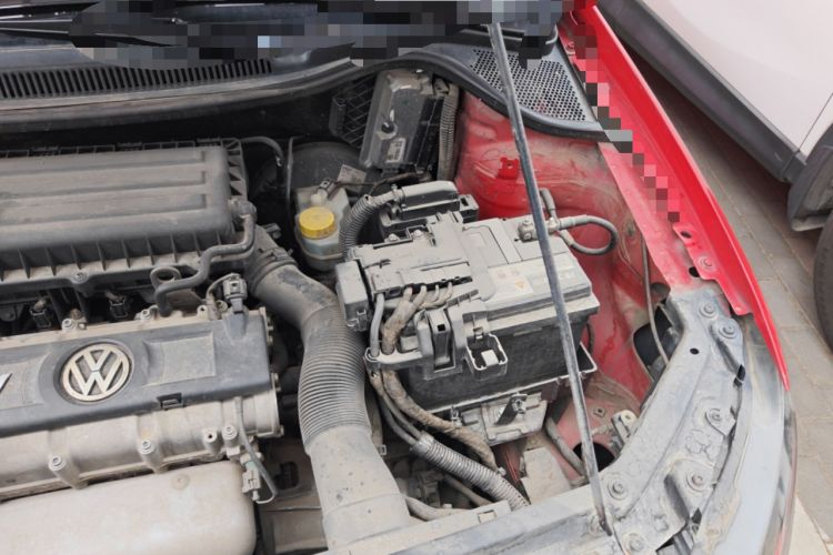 Used Volkswagen Polo 2011 1.6L Automatic ZhiShang Version Engine Bay Left