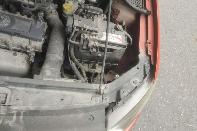 Used Volkswagen Polo 2011 1.4L Automatic ZhiShang Version Engine Bay Left