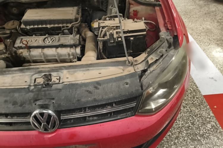 Used Volkswagen Polo 2011 1.4L Automatic ZhiCool Edition Engine Bay Left
