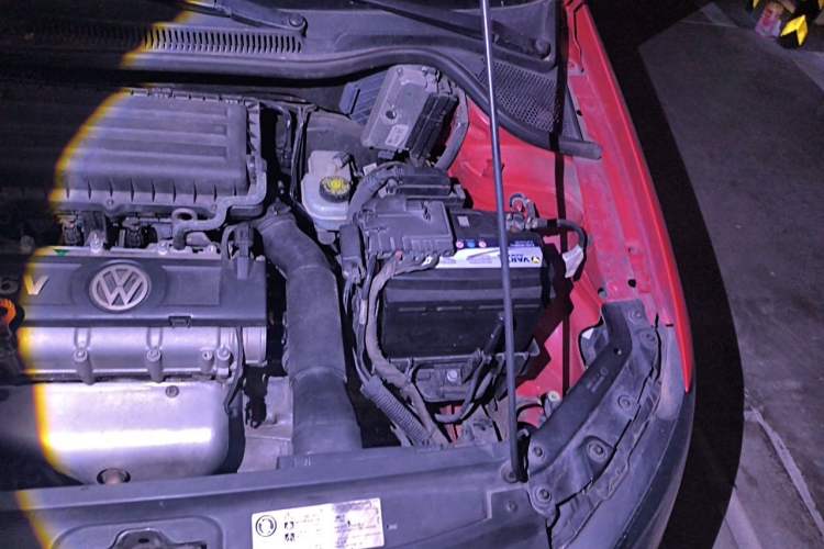 Used Volkswagen Polo 2011 1.6L Automatic ZhiShang Version Engine Bay Left